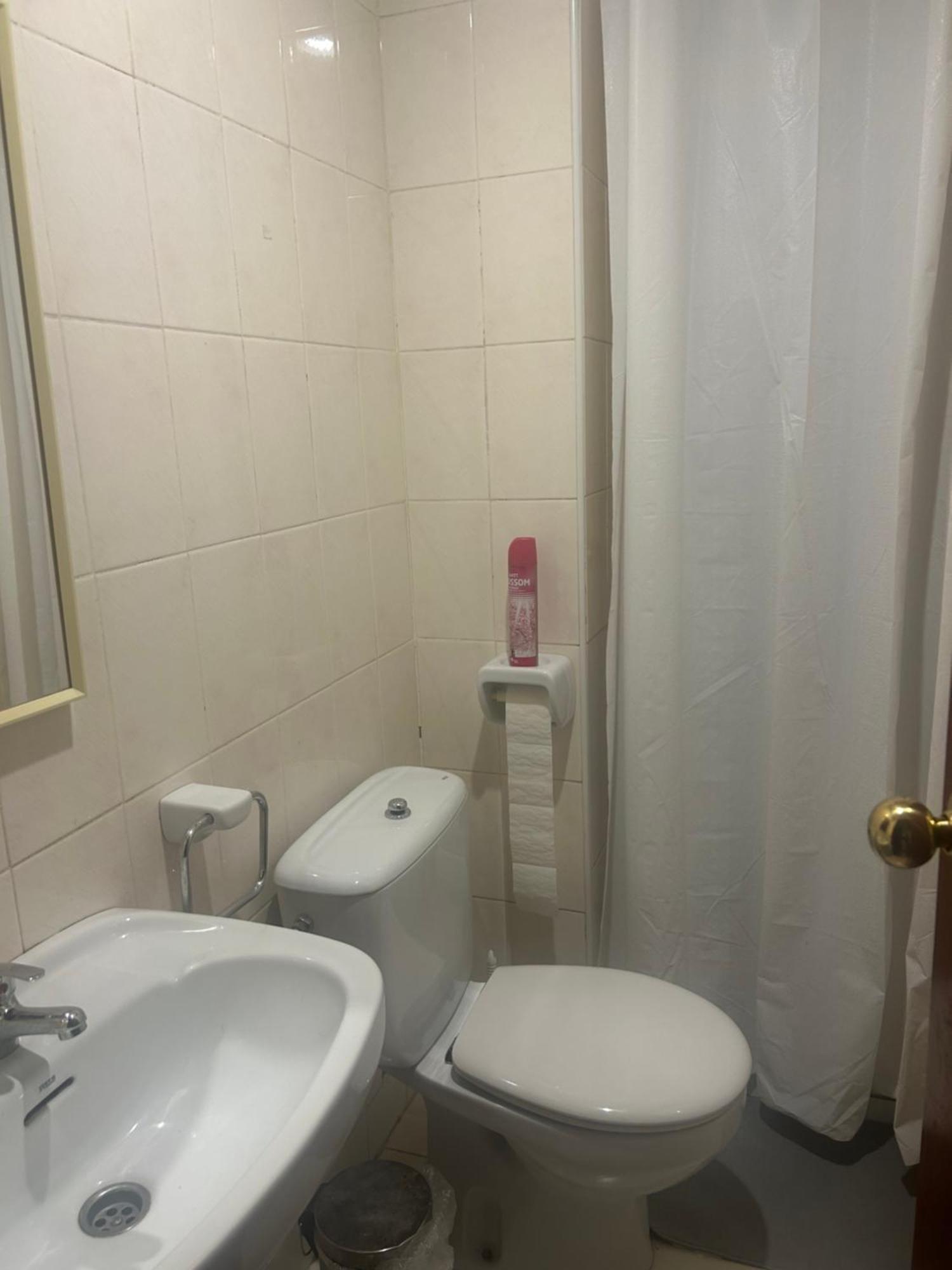 Habitacion Doble En Figueres Leilighet Figueres  Eksteriør bilde
